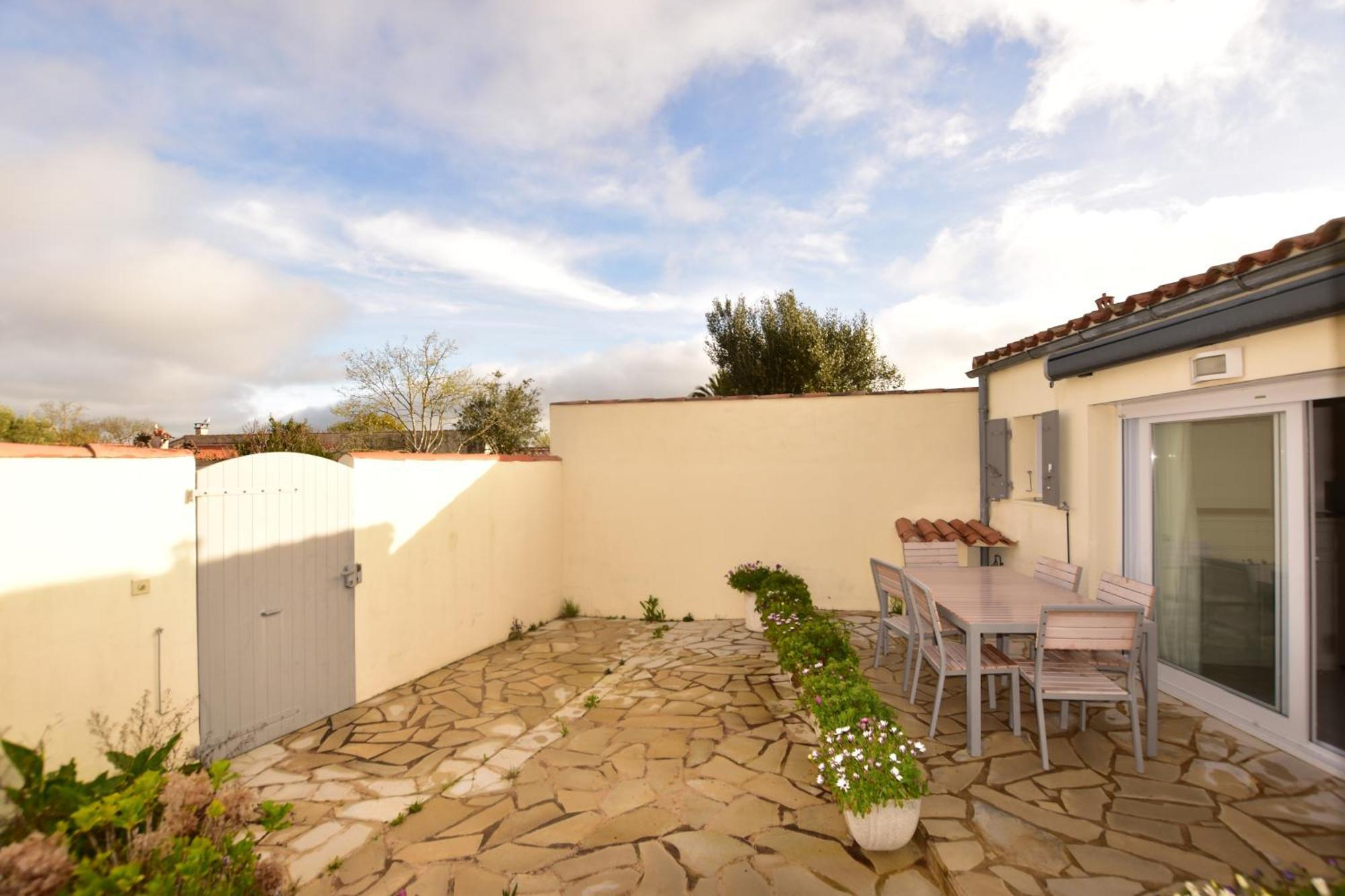 Large Studio Close To The Beach Saint-Martin-de-Ré Exterior foto